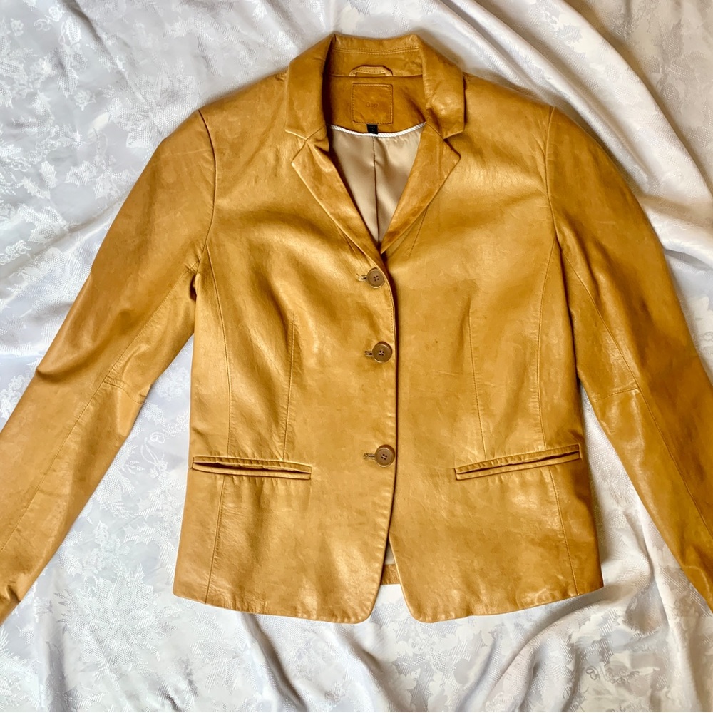 Gap woman’s mustard coloured vintage leather jacket